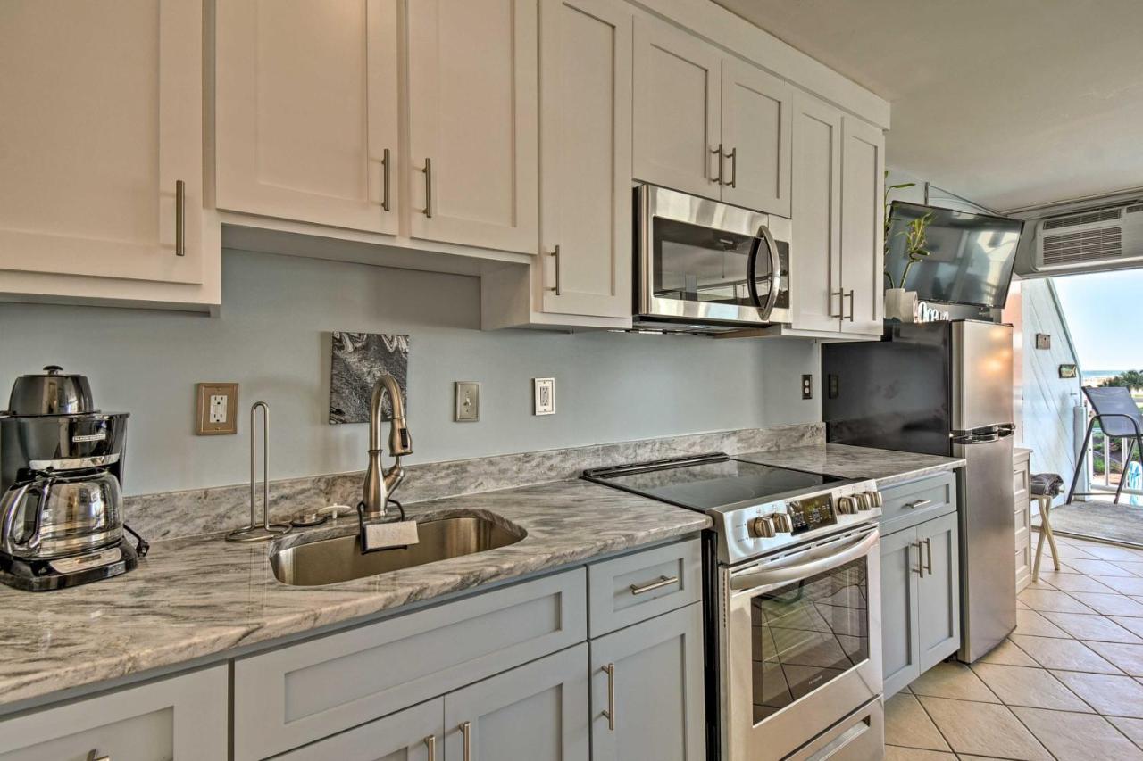 Oceanfront Resort Studio On Virginia Beach! 외부 사진